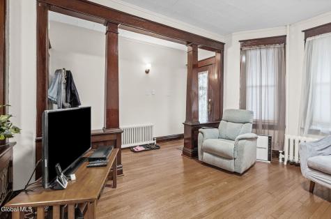 4 Sparkill Avenue Albany NY 12209