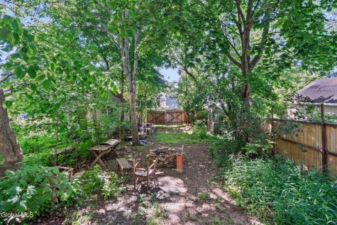 865 4th Avenue Troy NY 12182