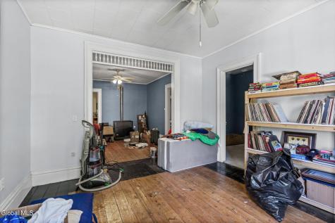 865 4th Avenue Troy NY 12182