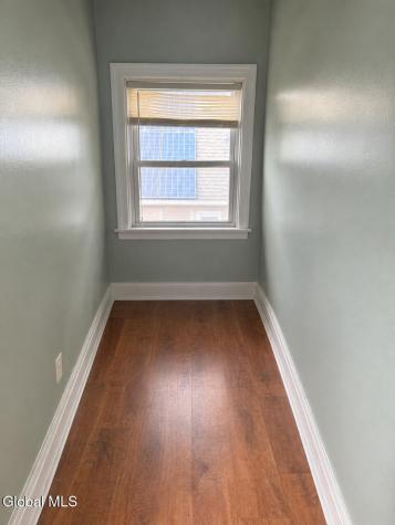 5 Berncliff Avenue Albany NY 12208