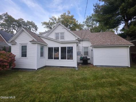 5 Berncliff Avenue Albany NY 12208