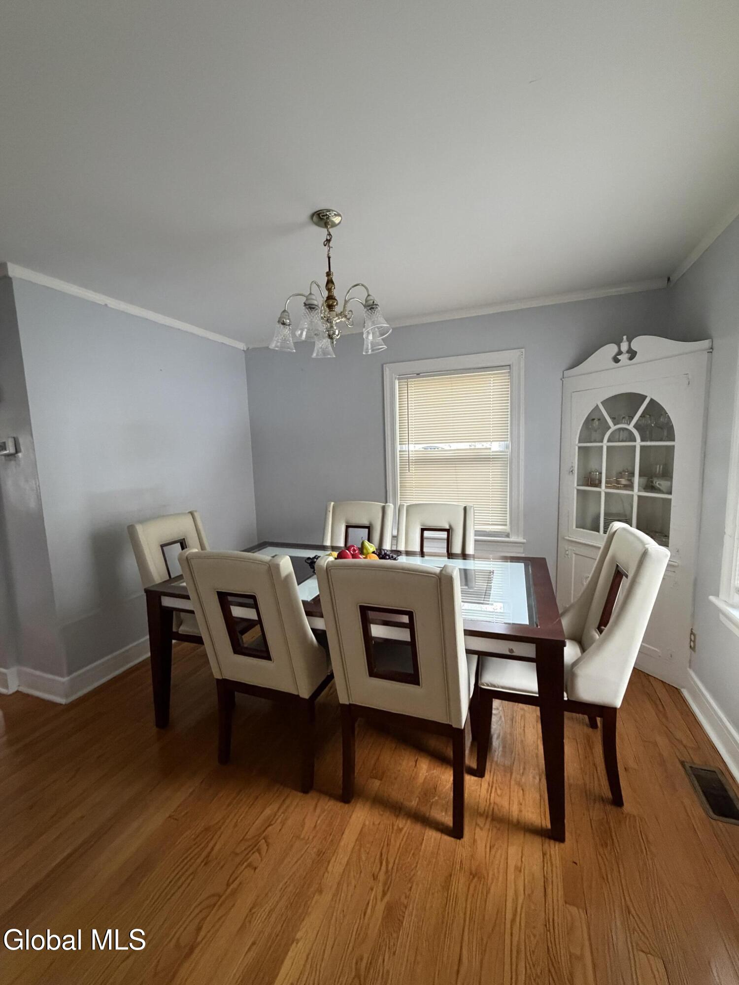 5 Berncliff Avenue Albany NY 12208