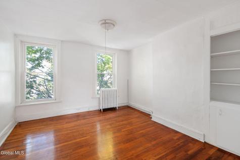 128 Hamilton Street Albany NY 12207
