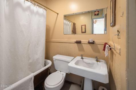 128 Hamilton Street Albany NY 12207