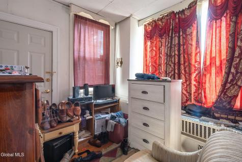 128 Hamilton Street Albany NY 12207
