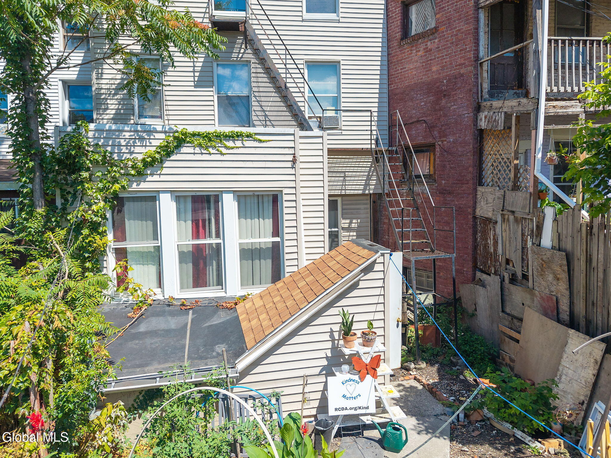 128 Hamilton Street Albany NY 12207