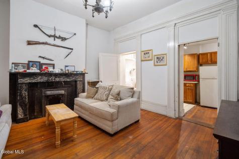 128 Hamilton Street Albany NY 12207