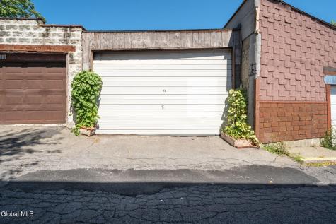128 Hamilton Street Albany NY 12207