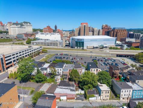 128 Hamilton Street Albany NY 12207