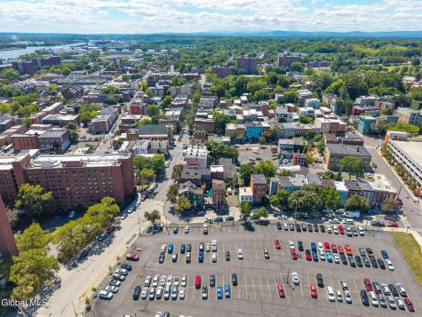 128 Hamilton Street Albany NY 12207