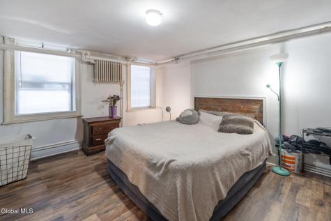 128 Hamilton Street Albany NY 12207