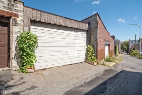 128 Hamilton Street Albany NY 12207