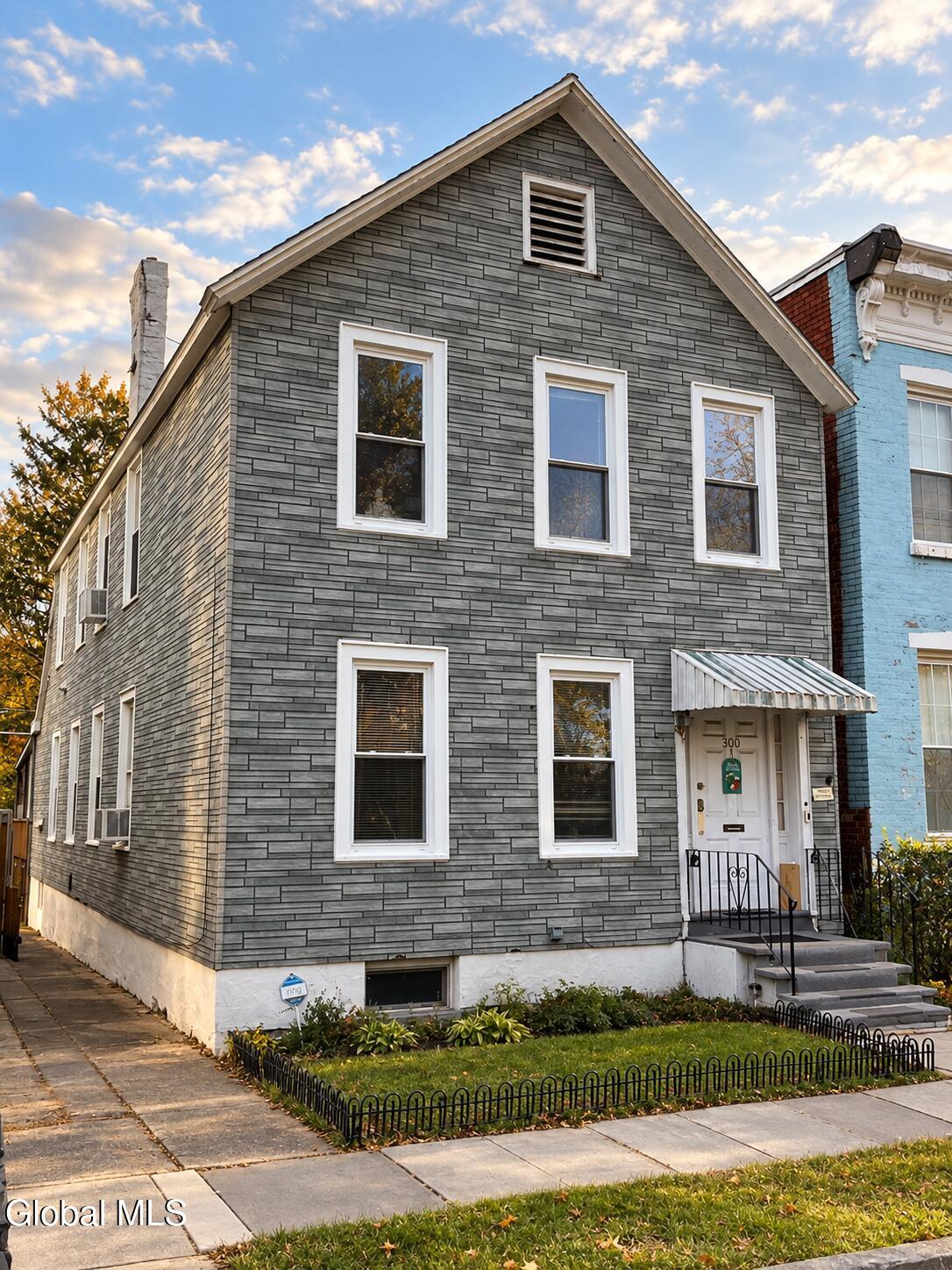 300 4th Avenue Troy NY 12182