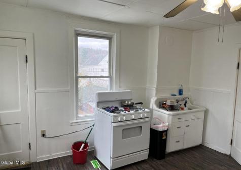 300 4th Avenue Troy NY 12182
