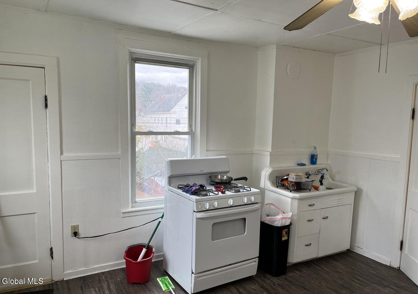 300 4th Avenue Troy NY 12182