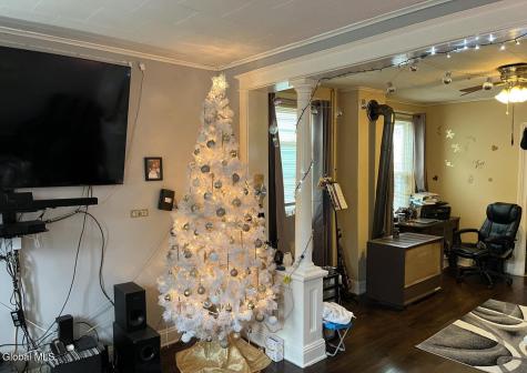 300 4th Avenue Troy NY 12182