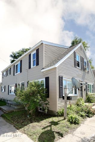 2003 Hamburg Street Schenectady NY 12304