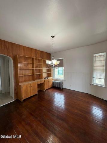 318 Georgetta Dix Schenectady NY 12307