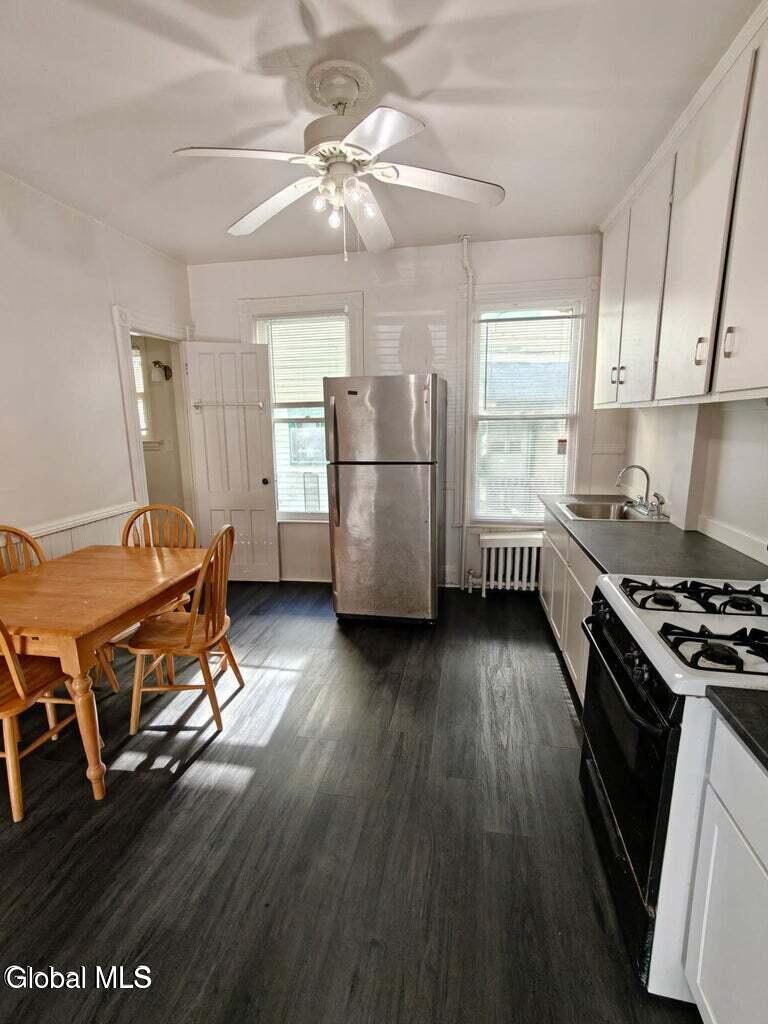 318 Georgetta Dix Schenectady NY 12307