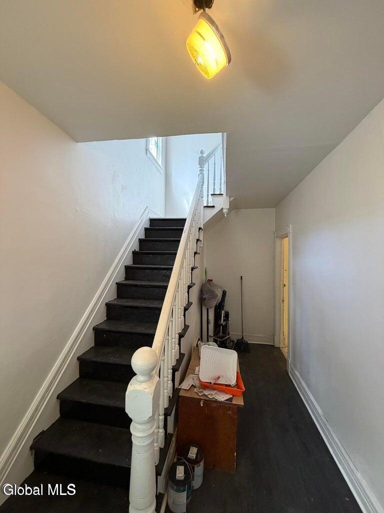 318 Georgetta Dix Schenectady NY 12307