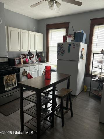 359 Second Avenue Albany NY 12209