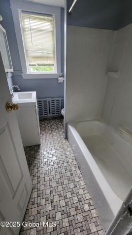 359 Second Avenue Albany NY 12209