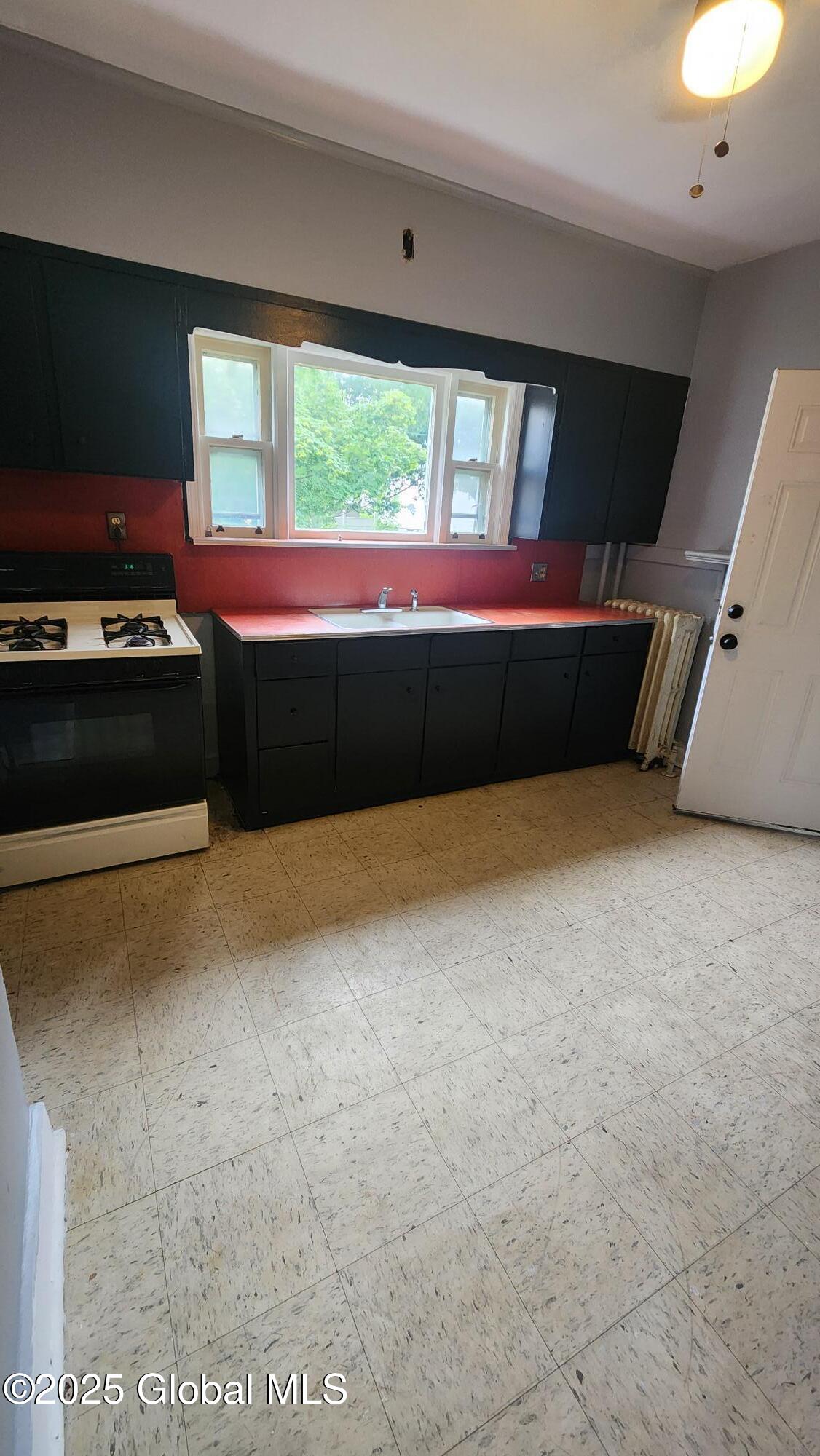 359 Second Avenue Albany NY 12209