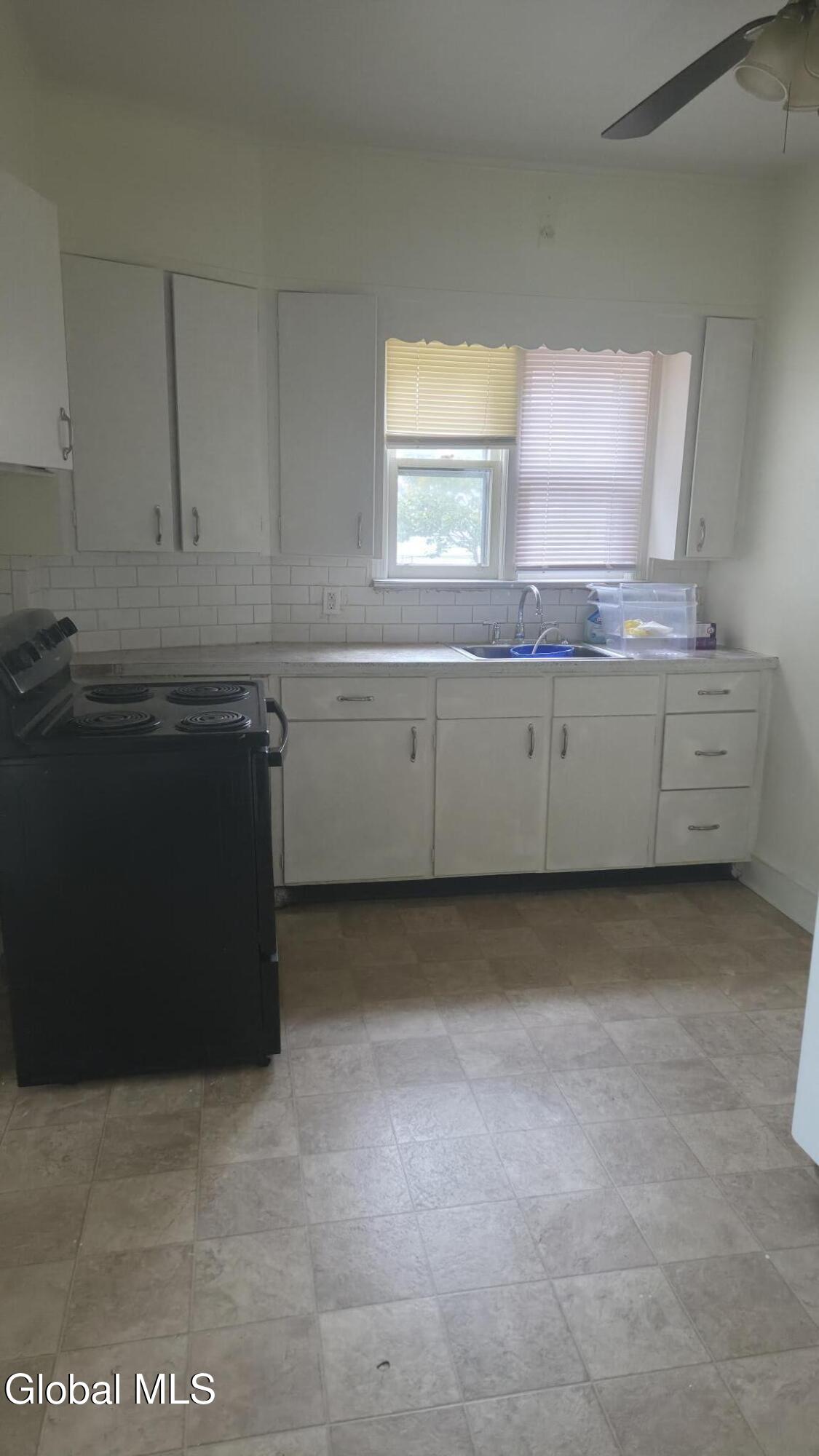 359 Second Avenue Albany NY 12209