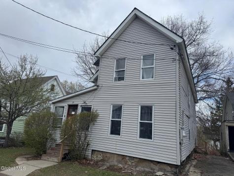 25 Steele Avenue Gloversville NY 12078