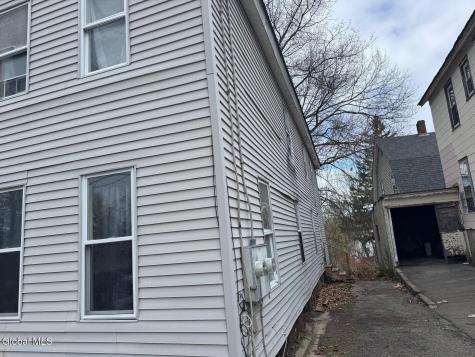 25 Steele Avenue Gloversville NY 12078