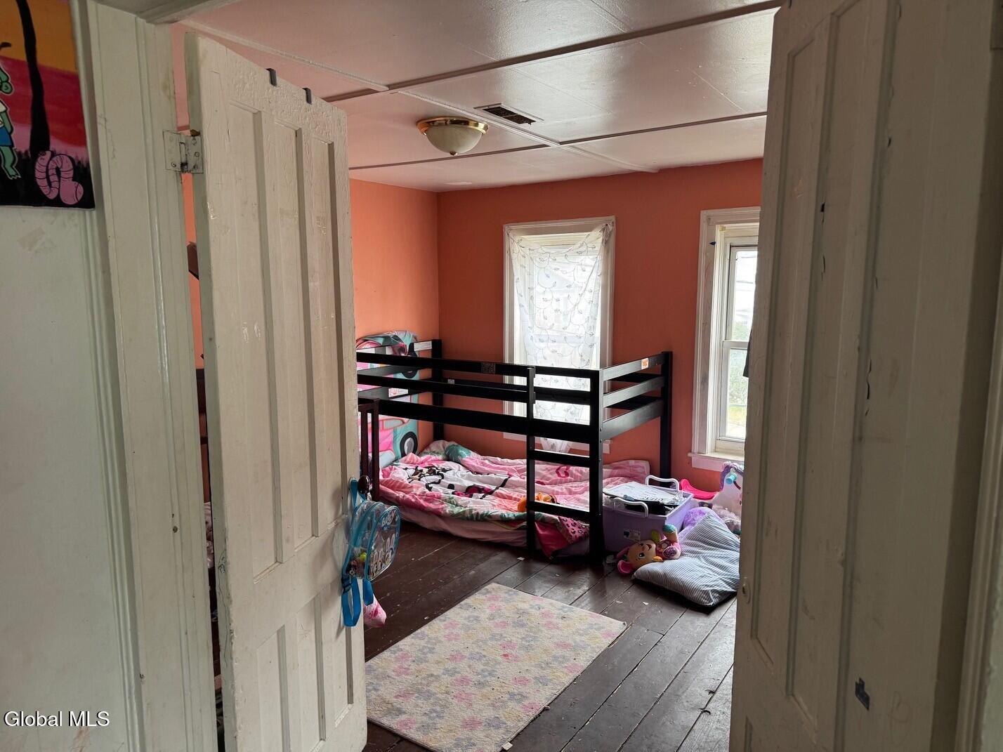 25 Steele Avenue Gloversville NY 12078