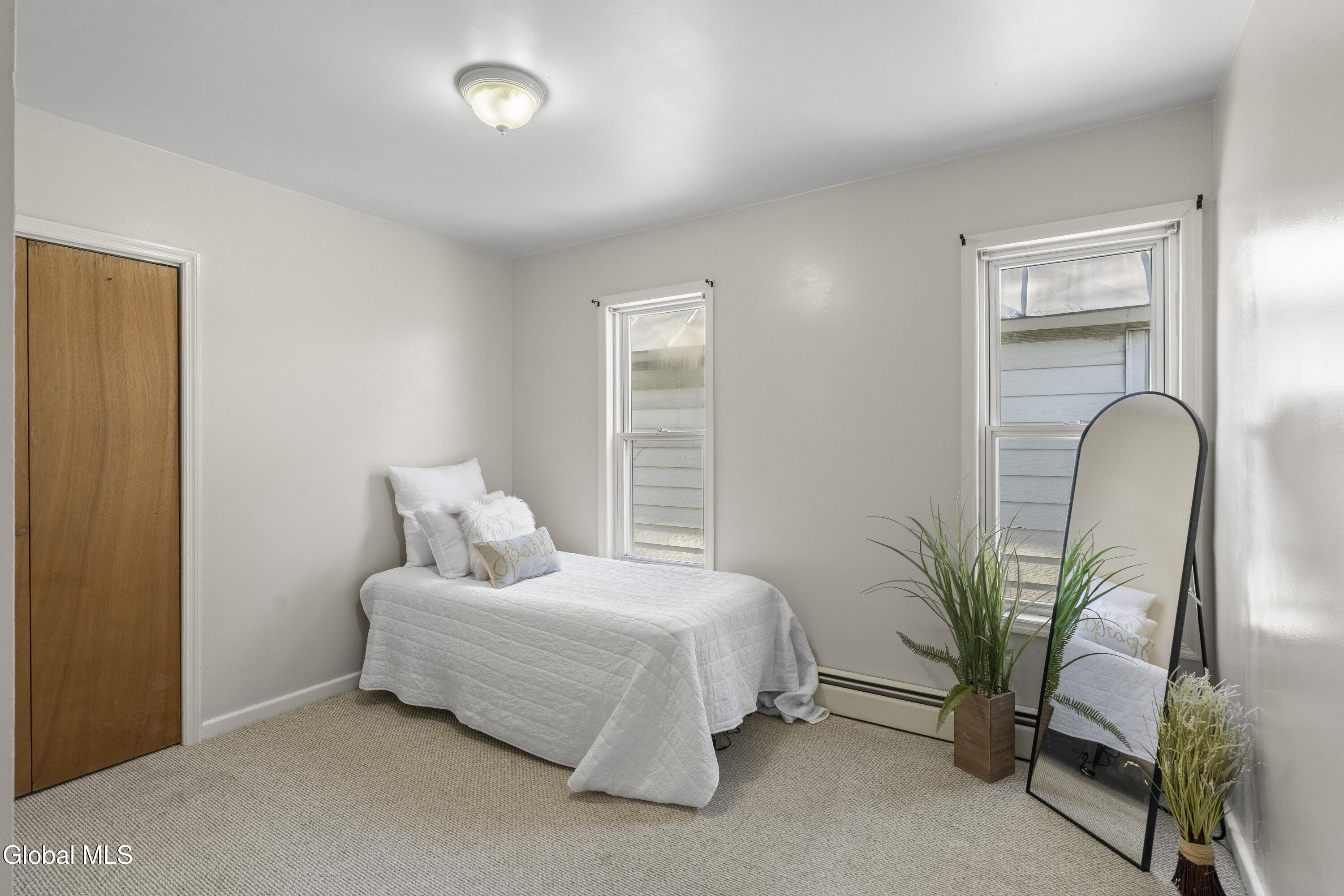 1066-1068 Hegeman Street Schenectady NY 12306