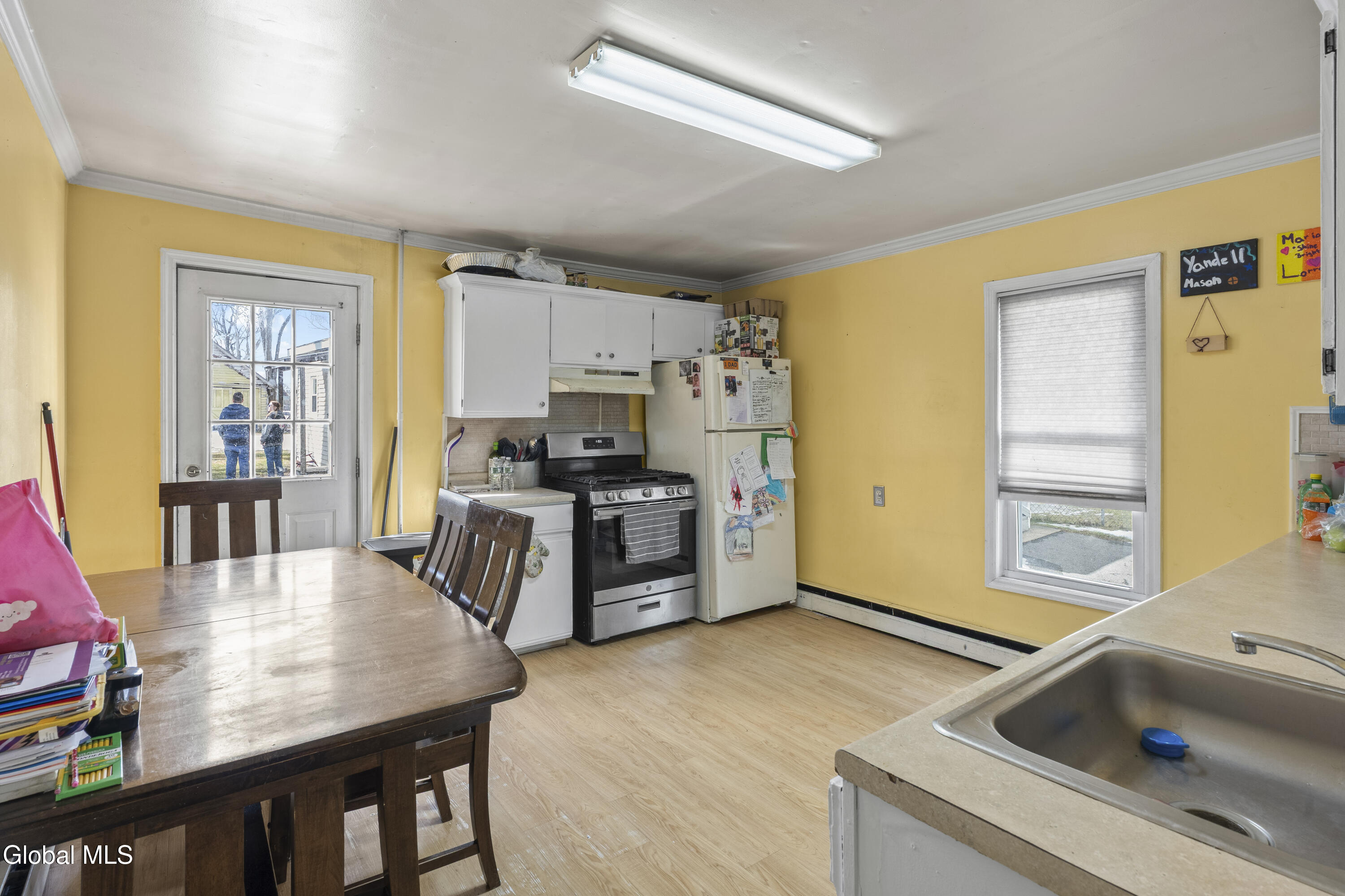 1066-1068 Hegeman Street Schenectady NY 12306