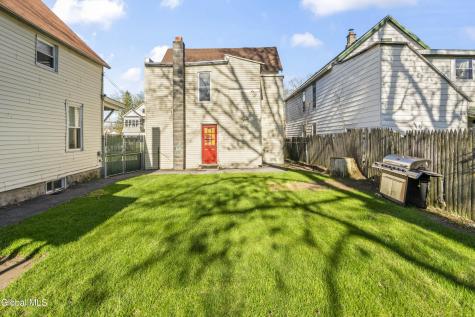 1066-1068 Hegeman Street Schenectady NY 12306