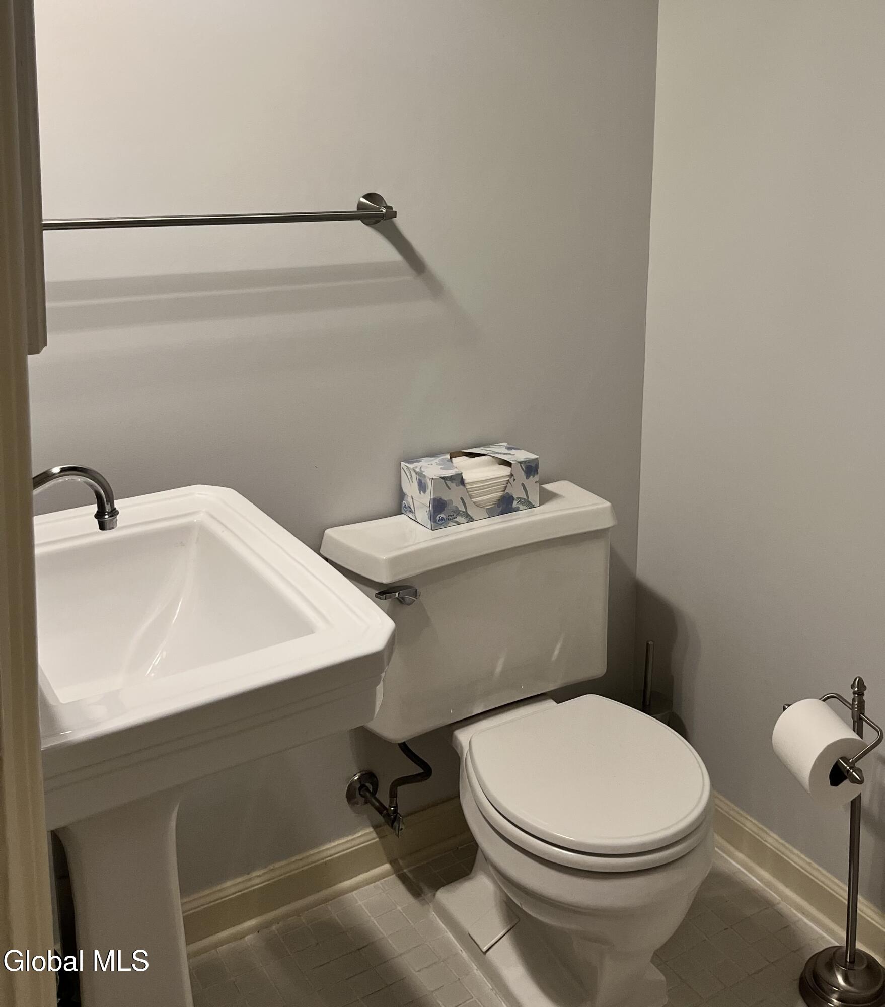 223 Lancaster Street Albany NY 12210