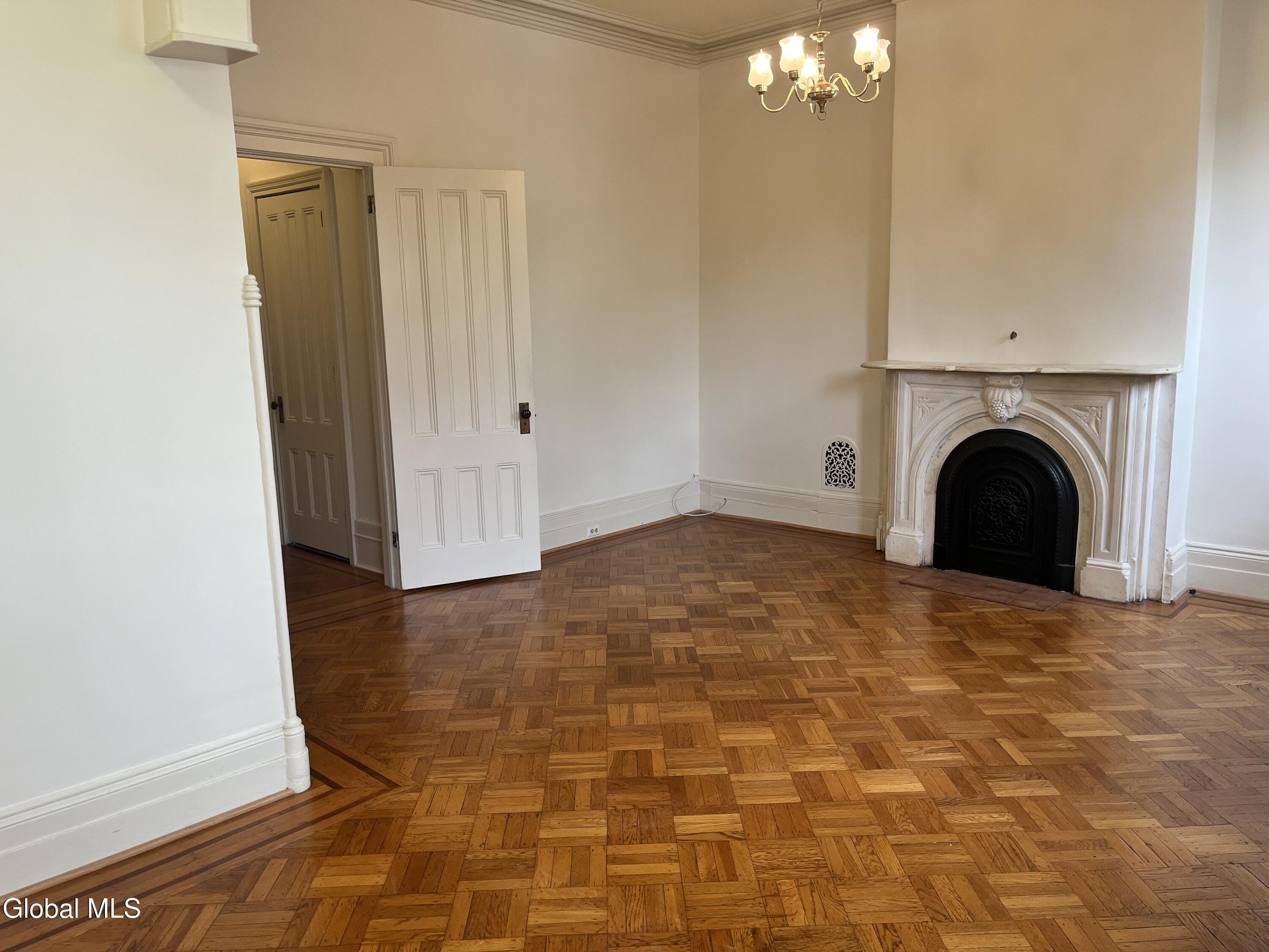 223 Lancaster Street Albany NY 12210
