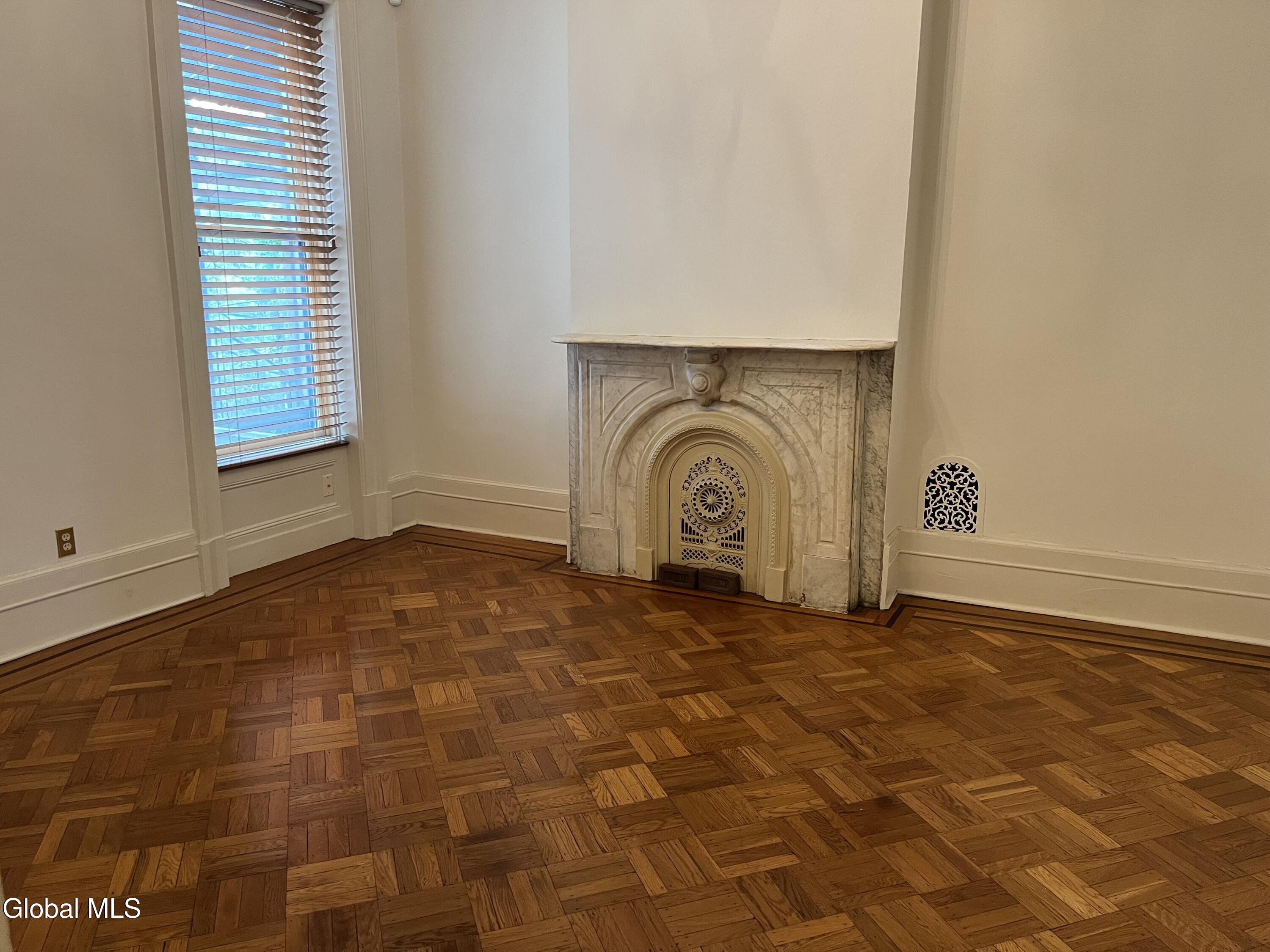 223 Lancaster Street Albany NY 12210