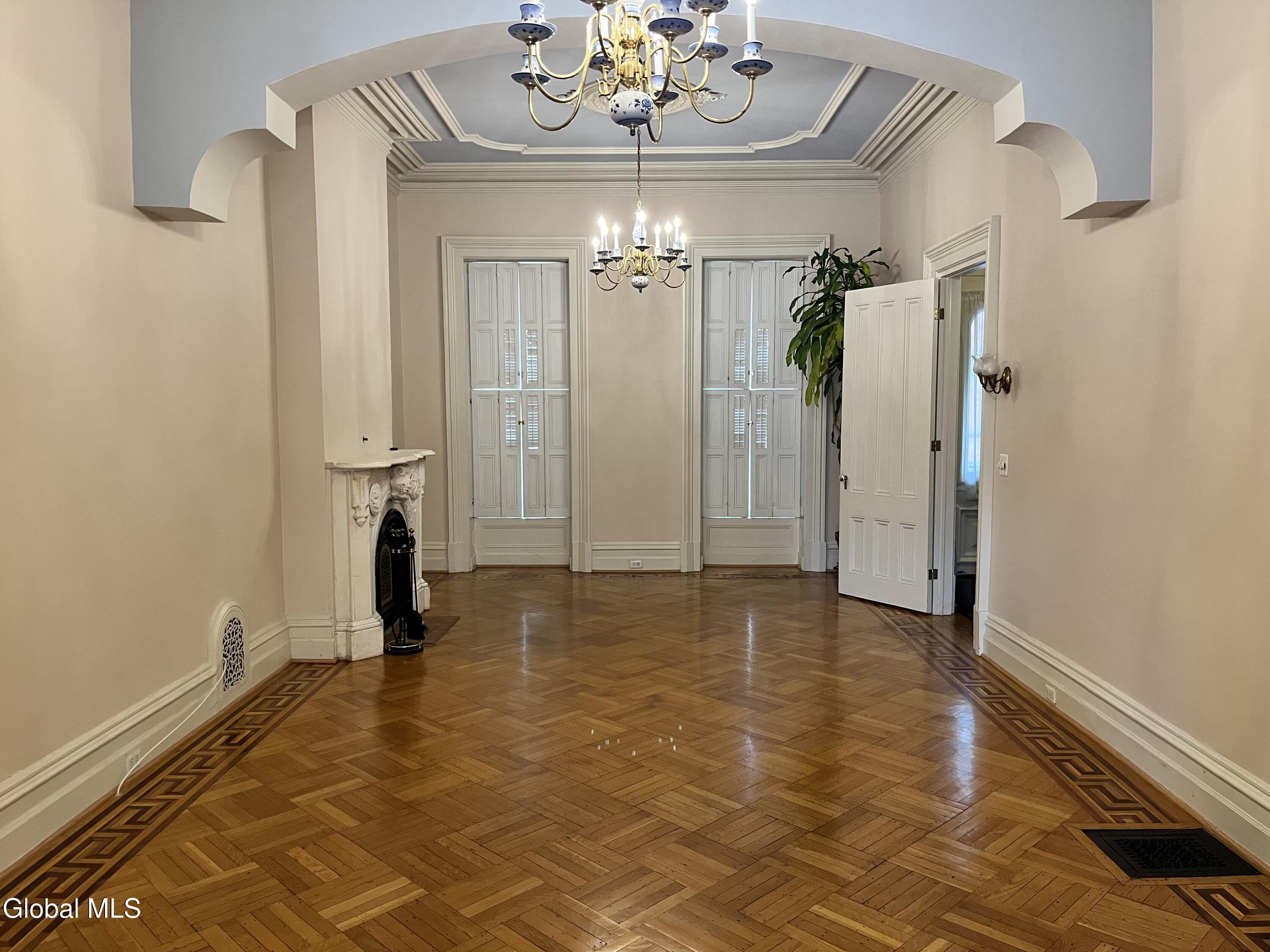 223 Lancaster Street Albany NY 12210