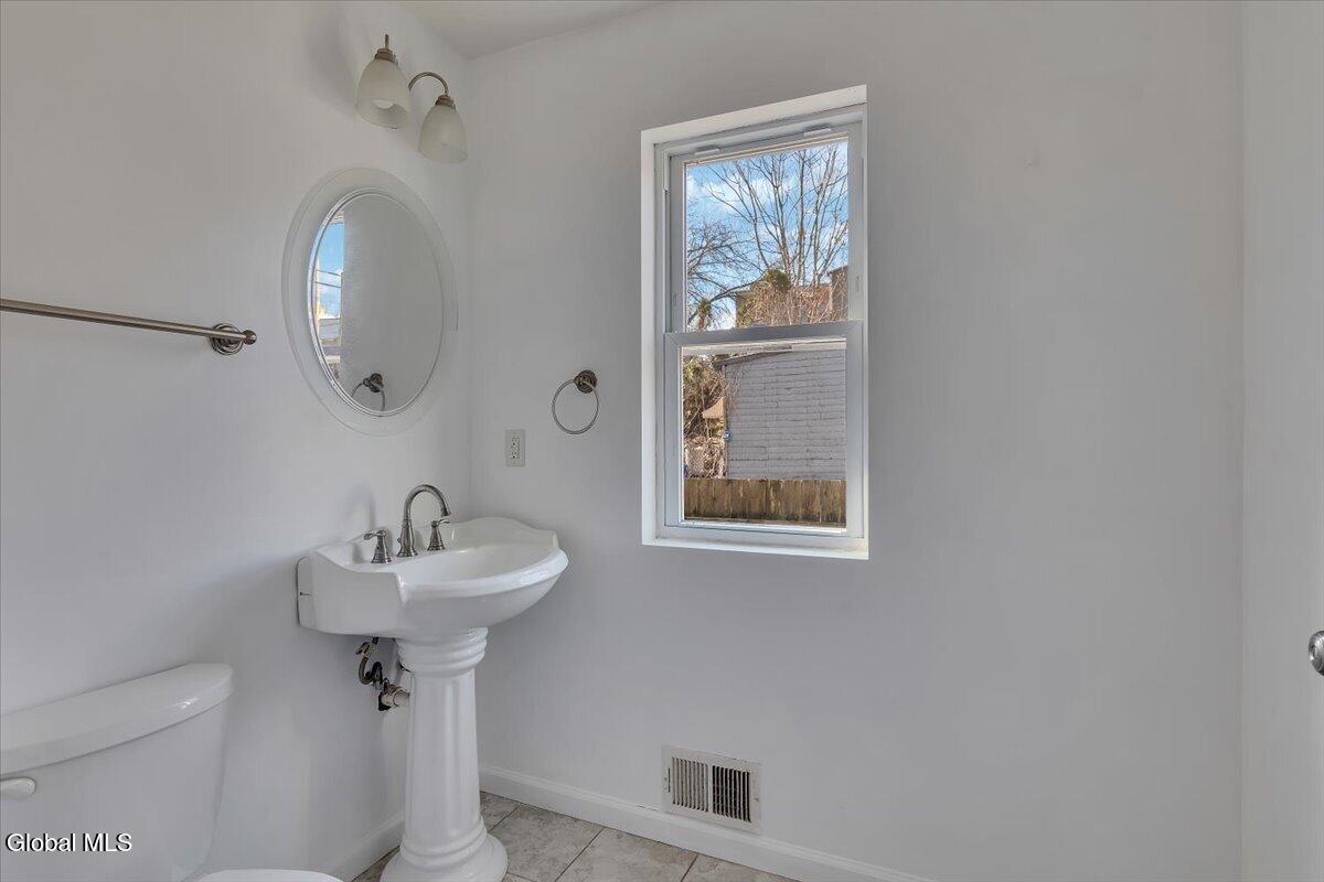 36 2nd Street Albany NY 12210