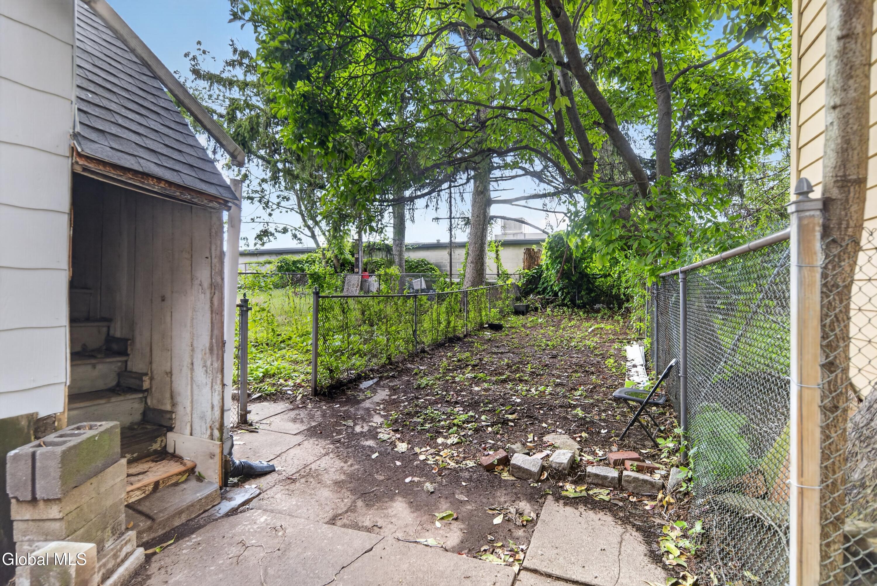 851 Livingston Avenue Albany NY 12206