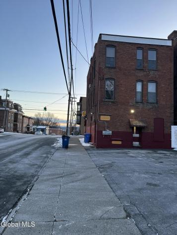 8 Garner Street Cohoes NY 12047