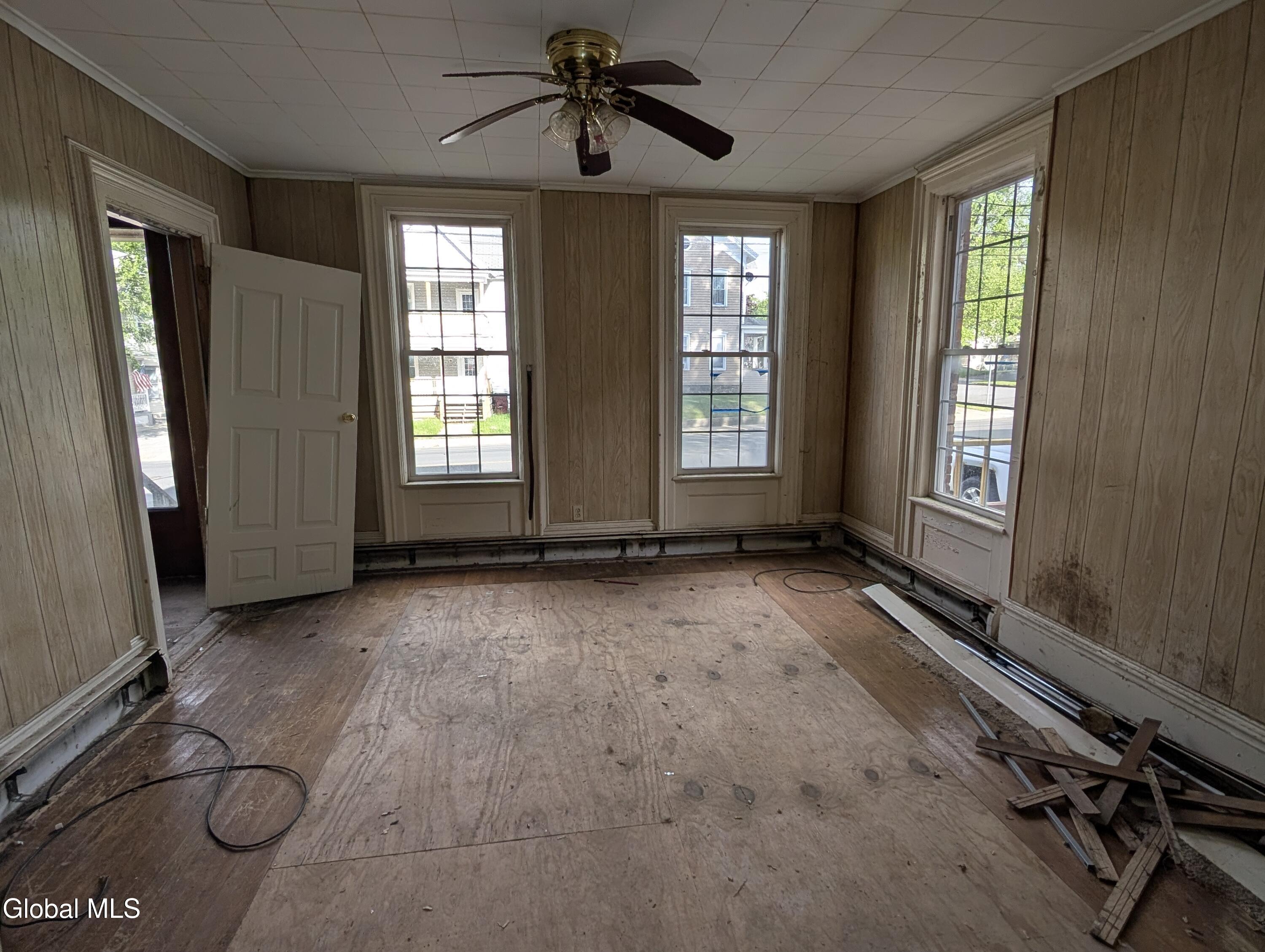 295 N Main Street Gloversville NY 12078