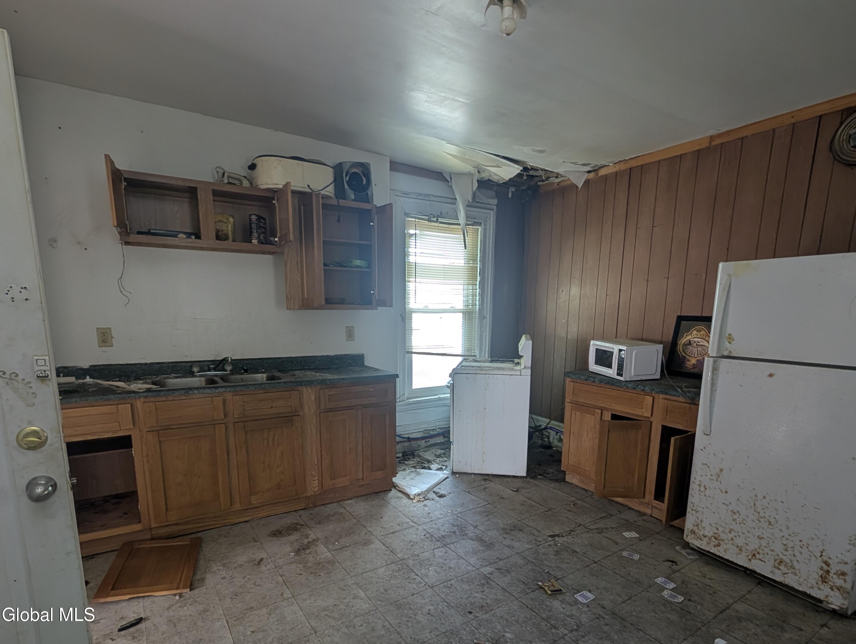 295 N Main Street Gloversville NY 12078