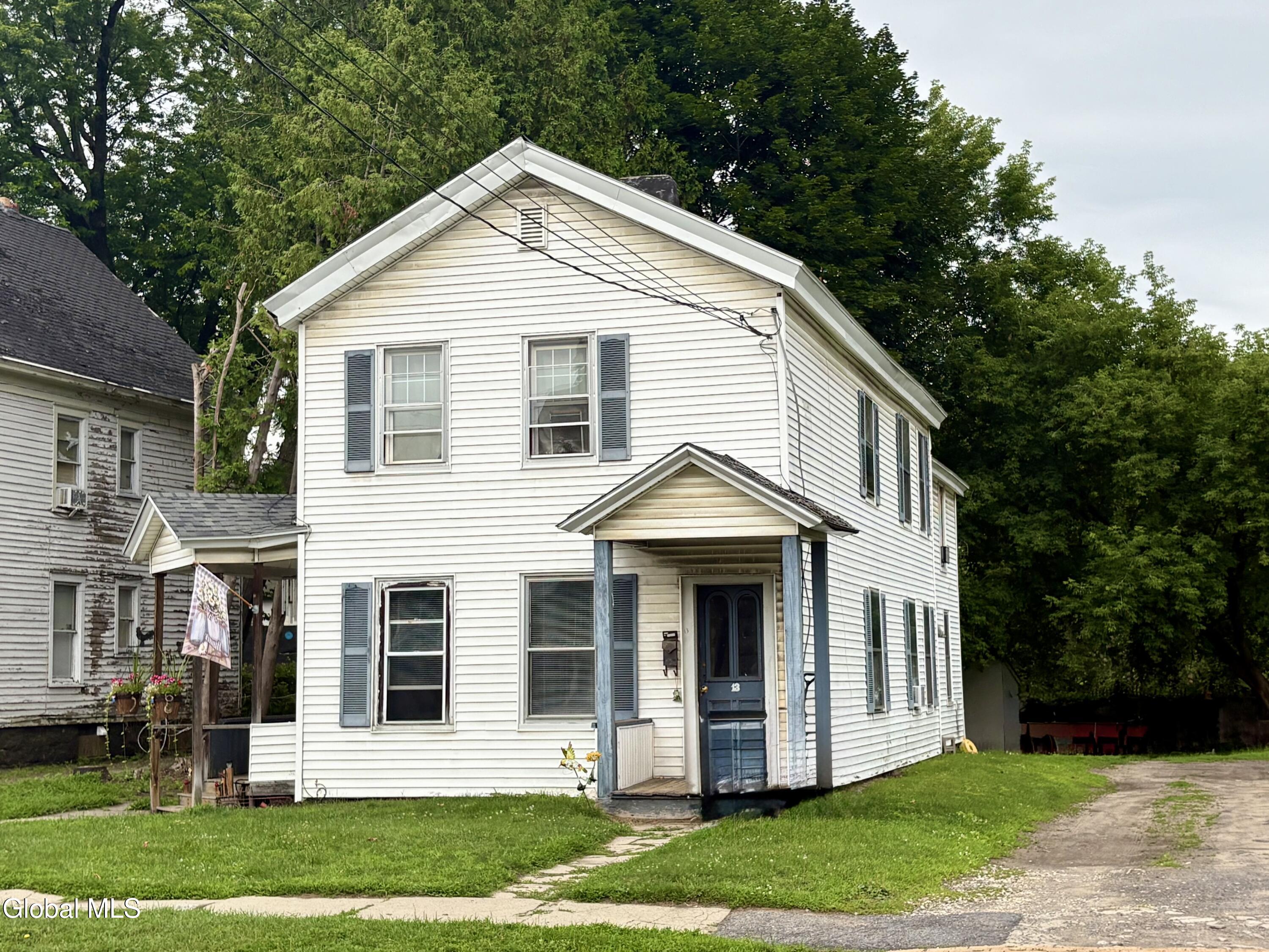 13 E 8th Avenue Gloversville NY 12078