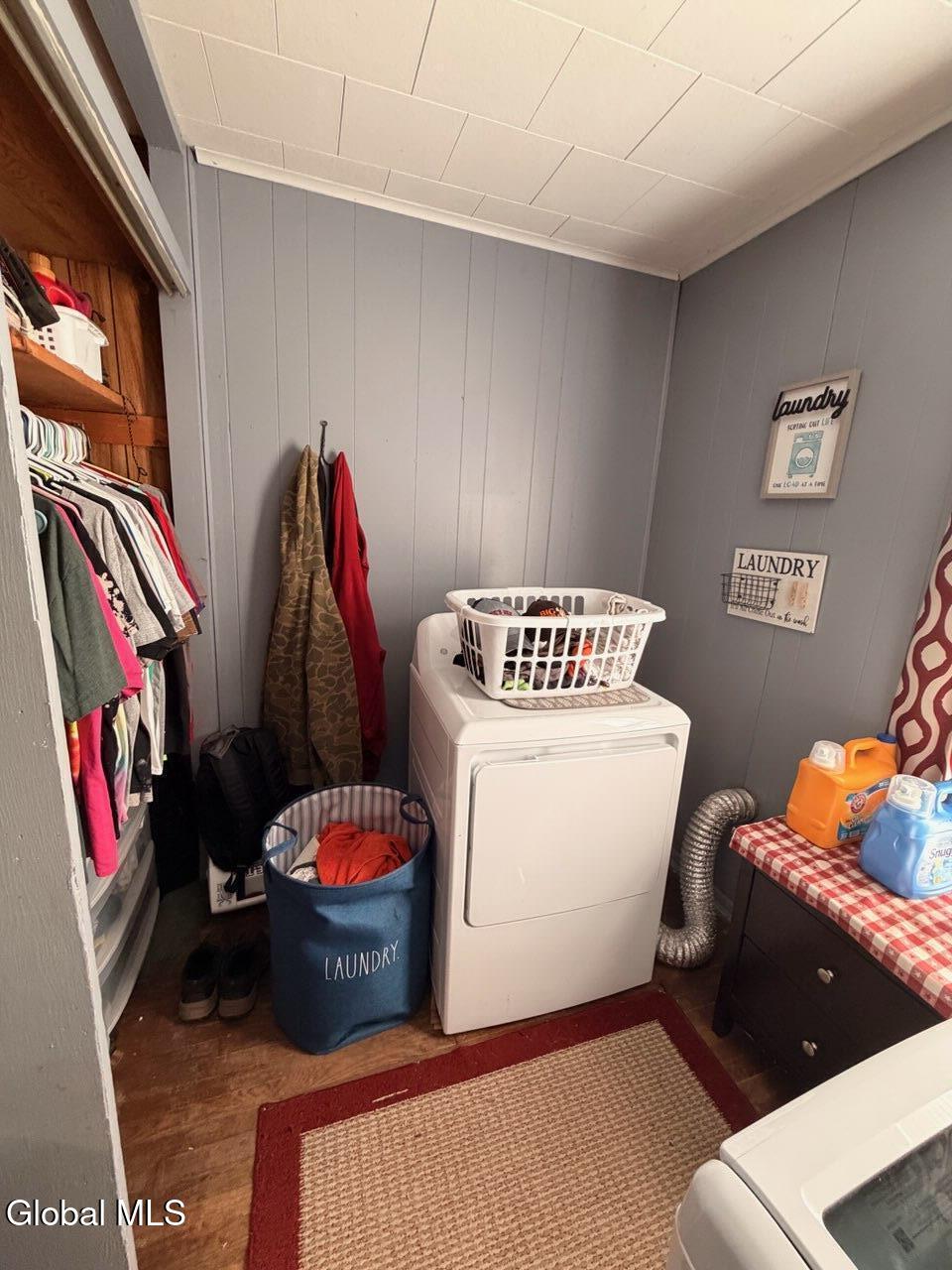 13 E 8th Avenue Gloversville NY 12078