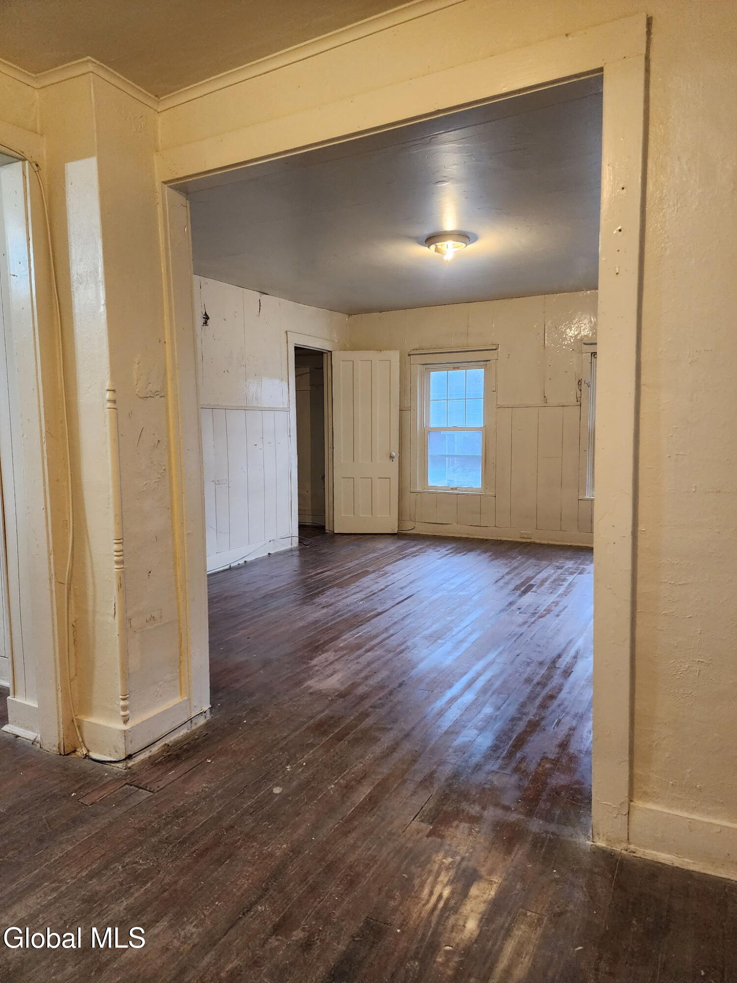 13 E 8th Avenue Gloversville NY 12078