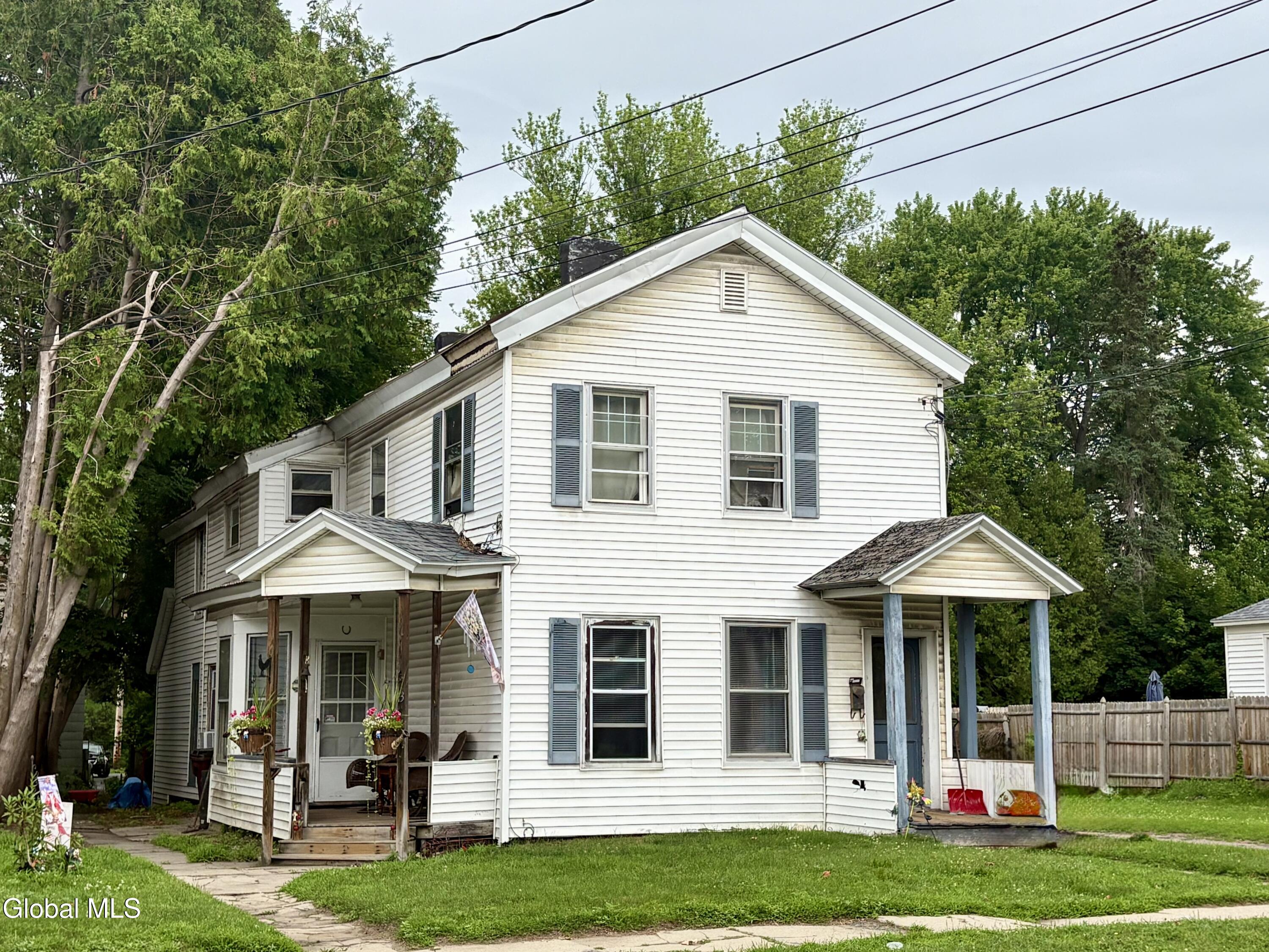 13 E 8th Avenue Gloversville NY 12078