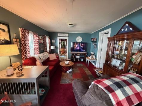 13 E 8th Avenue Gloversville NY 12078