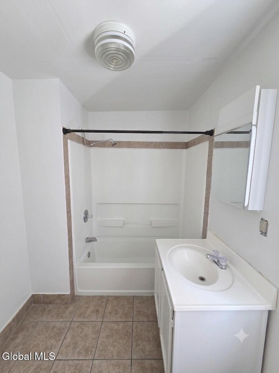 623 Nott Street Schenectady NY 12308