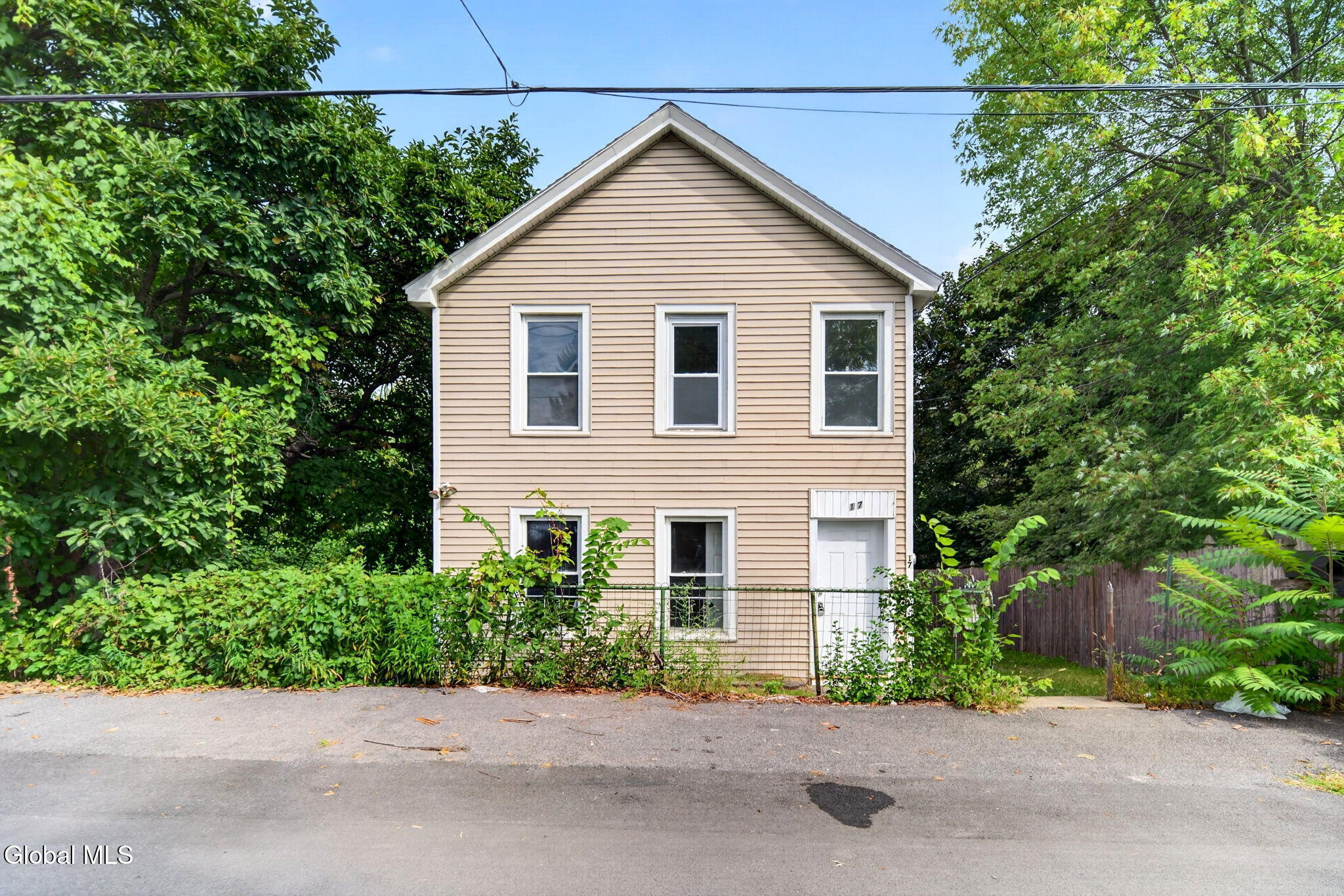 17 Glen Avenue Watervliet NY 12189